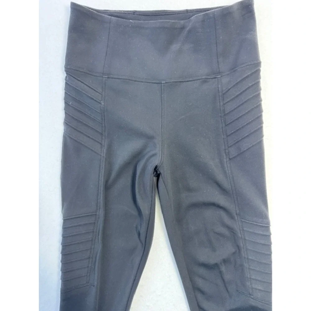 ATHLETA Delancey Moto Tight Women's SIZE XS Black Legging‎ Pockets Stretch Yoga